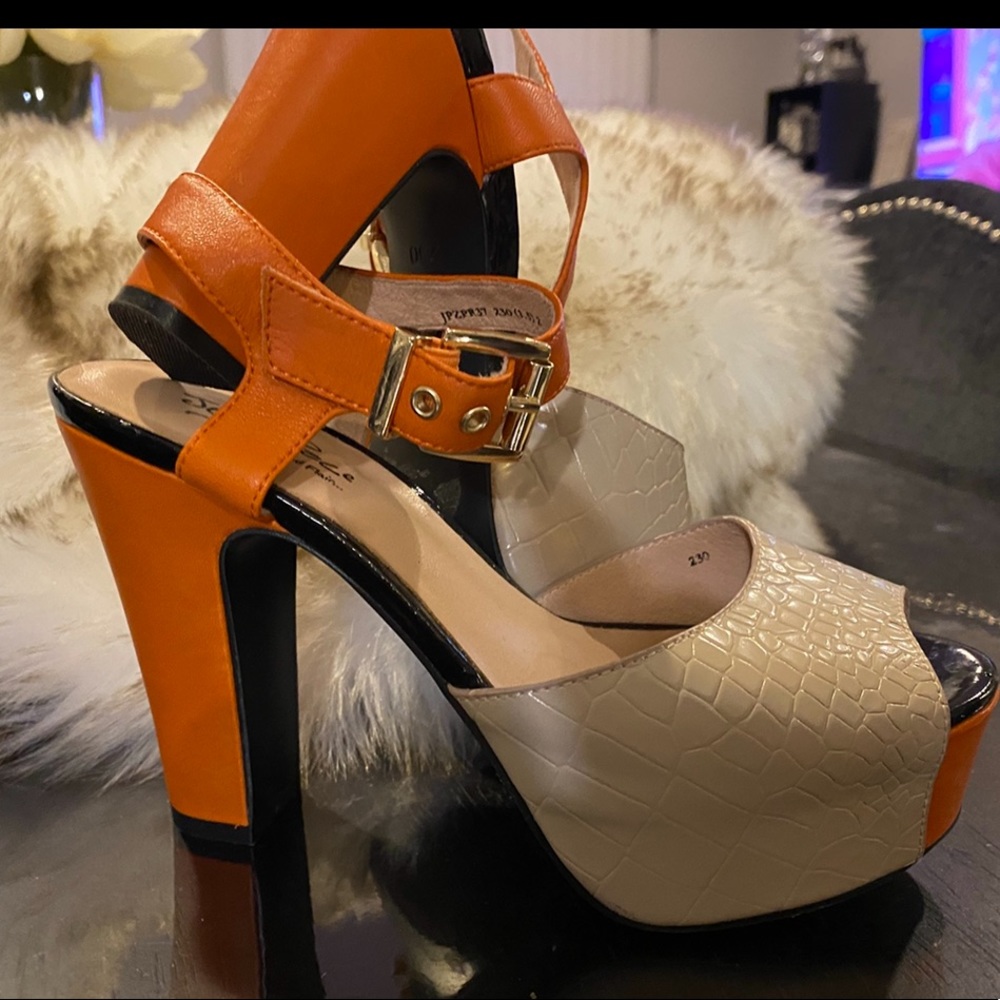Brand New ✨Leather Sandal High Heels ✨ Brand “ Joy&Peace” ✨Size 6.5
